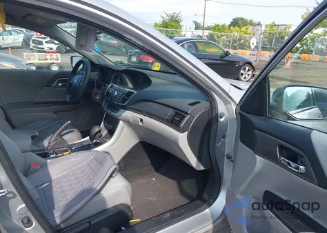 2014 Honda Accord Lx z USA, uszkodzony, nr VIN 1HGCR2F38EA284383